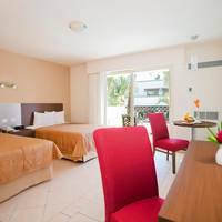 Standard Double Room with Garden View