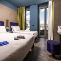 Triple Room with Balcony and View