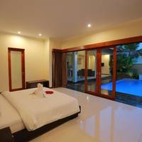 Deluxe One-Bedroom Villa with Private Pool 