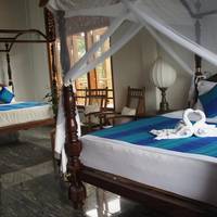 Deluxe Double or Twin Suite