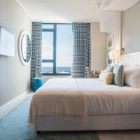 Double or Twin Room with Sea View