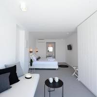 Essential Room 