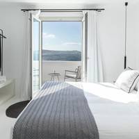 Family Maisonette with Panoramic Sea view