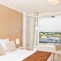 Double or Twin Studio (2 Adults)