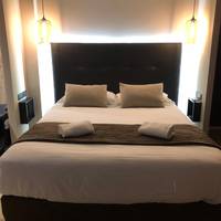 Suite with Spa Bath