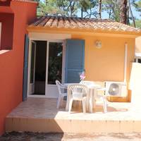 Studio (2 Adults + 2 Children)