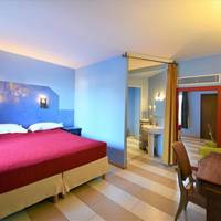Charm Double Room with Private Entrance