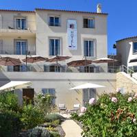 Suite Studio Comfort with private Entrance and Terrace