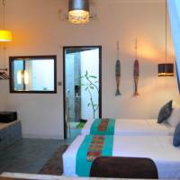 Twin Room with Pool View