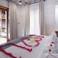 Deluxe Wooden Double Room