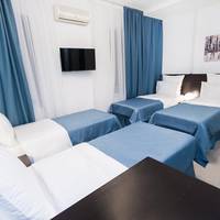 Classic Quadruple Room