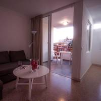 One-Bedroom Apartment (2 Adults + 2 Children)