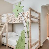 Family Superior Queen Garden View with Kids Bed