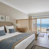 Family Deluxe Queen Sea View
