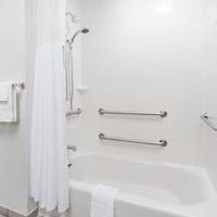 King Room - Mobility Access with Tub