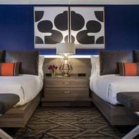 Executive Two Queens Studio CityView