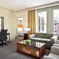 1 Bedroom Junior Suite, 1 King, Alternate bed: sofa bed