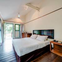 Cabana Queen Room