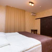 Superior King Suite
