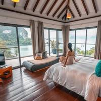Hilltop Pool Villa