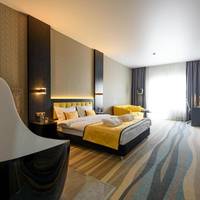 Deluxe Double Room with Bath
