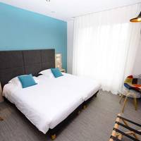 Double Room with Two Single Beds - Non-Smoking