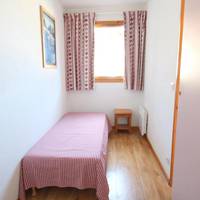 Triplex Four-Bedroom Chalet (7-8 Adults)