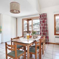 Four-Room Apartment (7 - 8 People)