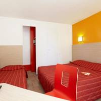 Triple Room with 1 Single Bed and 1 Double Bed