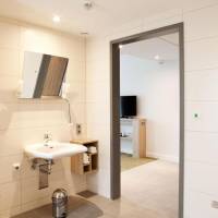 Queen Room - Mobility Accessible - Non-Smoking