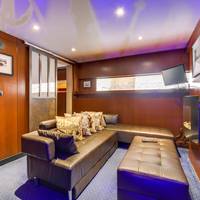 Suite with Hot Tub