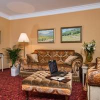 King Suite with Spa Bath