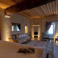 King Suite with Spa Bath