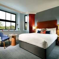 Rock Royalty Queen Room