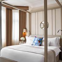 Suite with Mobility Accessible Roll-In Shower - Non-Smoking