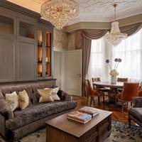 Queens Gate Suite
