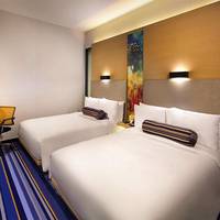 Loft Queen Beds Room