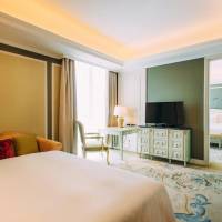 Premier Luxury Room