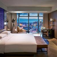 Luxury King Room inclusive Mini Bar