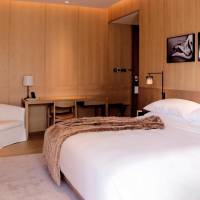 City View Loft with One King Bed