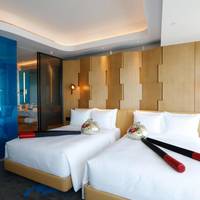 Cozy Twin Room