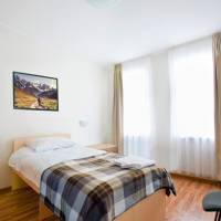 Basic Single Room with Shared Bathroom