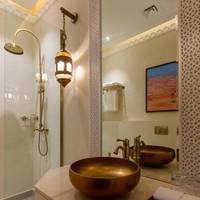Grand Deluxe King Room