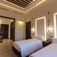 Grand Deluxe Twin Room