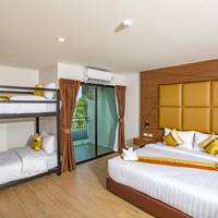 Deluxe Family Suite