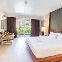 Deluxe Double or Twin Room with Pool View