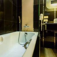 Grand Deluxe King with Pool view