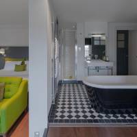 Deluxe One Bedroom Apartment
