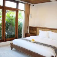 Three-Bedroom Villa without Pool