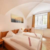 Standard Double Room with Garden View